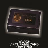 IWW 021 VINYL CARD HOLDER